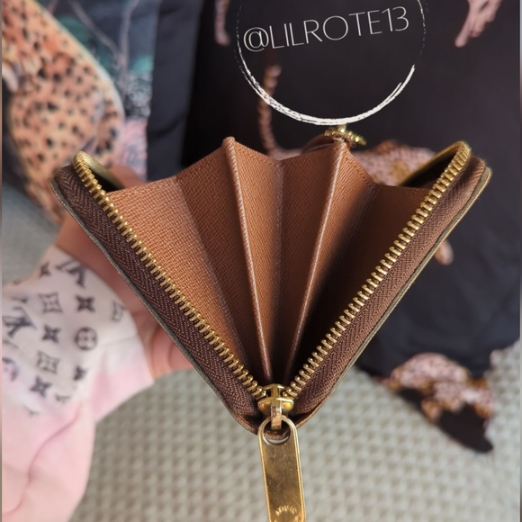 ⚡ FLASH SALE - Louis Vuitton Monogram Zippy - Picture 17 of 17